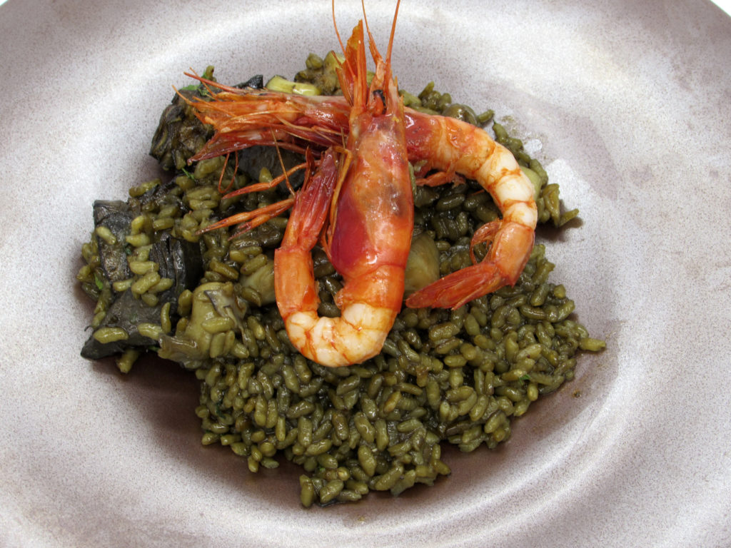 Arroz de alcachofas, sepia y gamba roja - Restaurante El Puerto