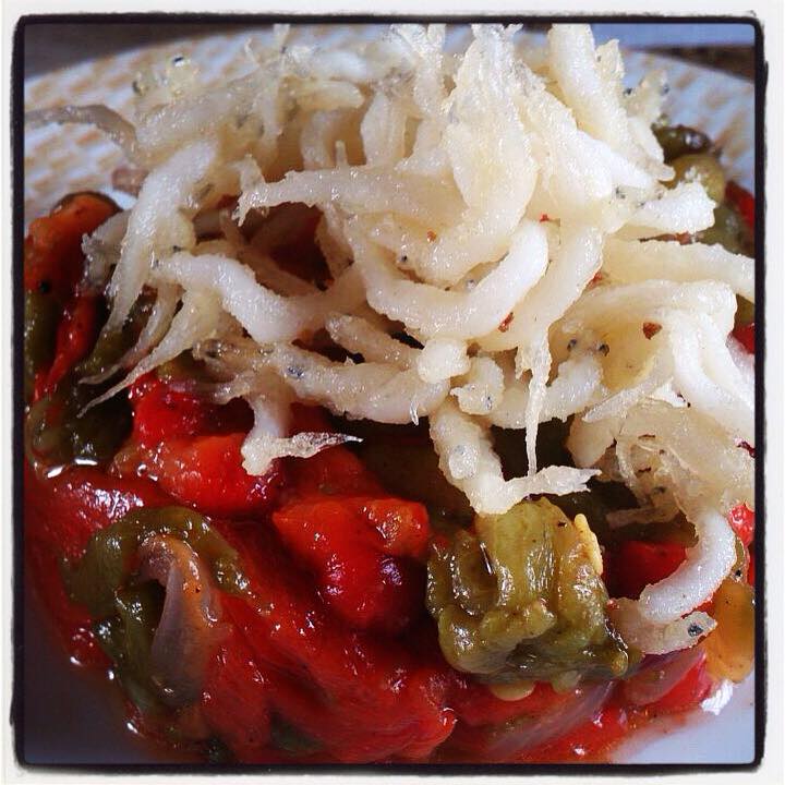 Pipirrana de chanquetes - Restaurante  El Puerto
